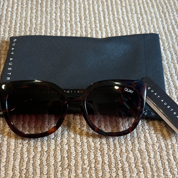 Quay Australia Accessories - NWT Quay Australia noosa 125 Tortoise Sunglasses